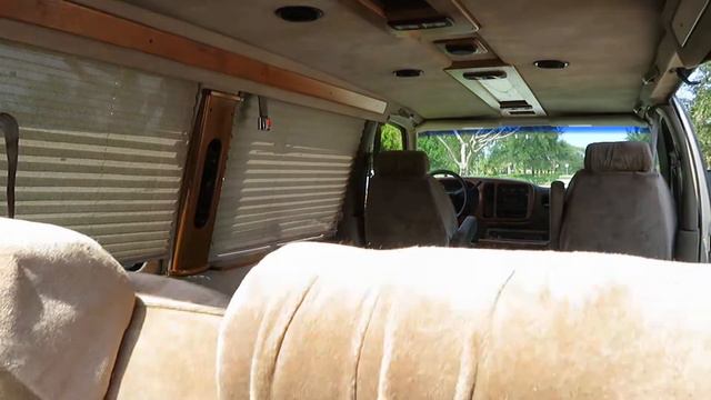 1999 Chevy Express Starcraft Handicap Wheelchair Conversion Van Ricon Lift Rear Folding Bed TV смотреть онлайн