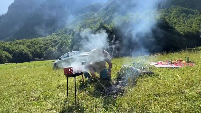 Inson Yoq Joyda Tabiat Qoynida Montenegro