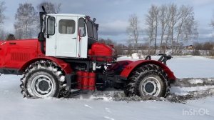 Трактор Кировец к-700, горбатый!!!После полного ремонта. На испытаниях по снегу )