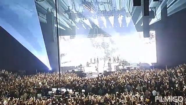 Robbie Williams,Budapest-2023 смотреть онлайн