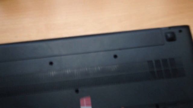 Lenovo IdeaPad 300-15 IBR Снятие батареи смотреть онлайн