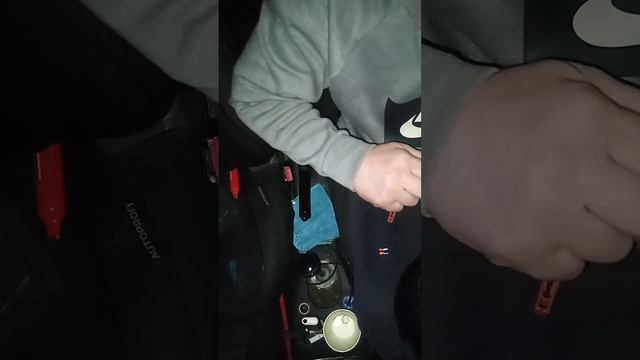 Не горит подсветка панели приборов на Рено Логан,решение проблемы.