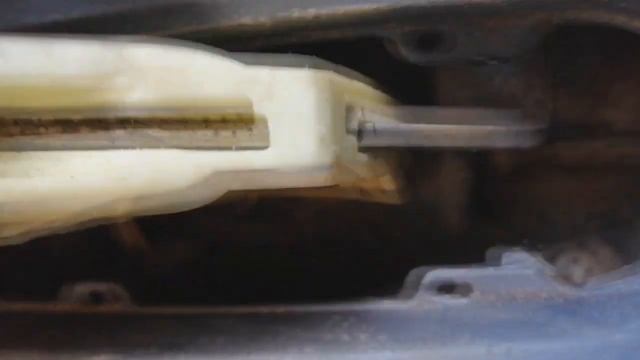 Не держит ручник. Ремонт ручника Ford Focus 1 смотреть онлайн