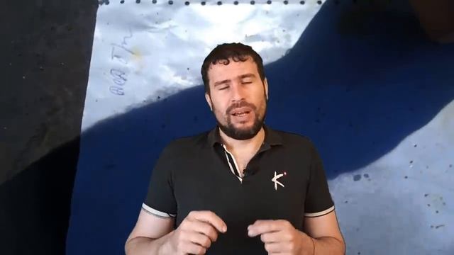 Профилактическая обработка пчел весной на пасеке от клеща Варроа смотреть онлайн