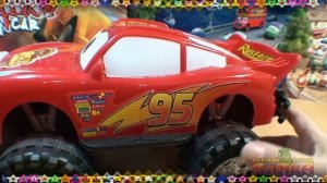 Мультик из игрушек : Джип Молния Маквин - CARS 2 Monster Truck Lightning McQueen - Disney Toys HD !
