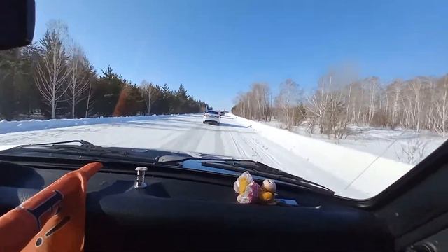 Автопробег в поддержку Донбасса в г Куртамыш смотреть онлайн