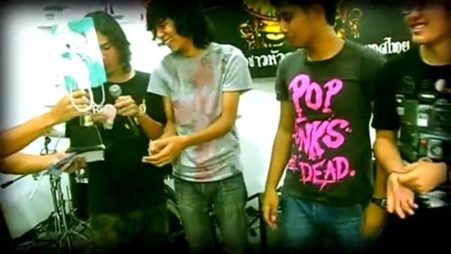 วงSyndrome ชนะเลิศงานบานาน่าฮาขี้ขี้ 55+ смотреть онлайн