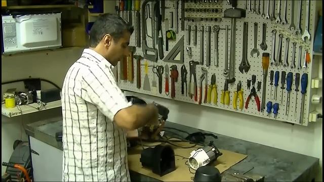 Desarme y explicacion de funcionamiento de una hidrolavadora Disarmament a pressure washer смотреть онлайн