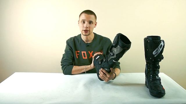 Мотоботы Sidi Atojo SRS. Сравниваем с Crosssfire 3.