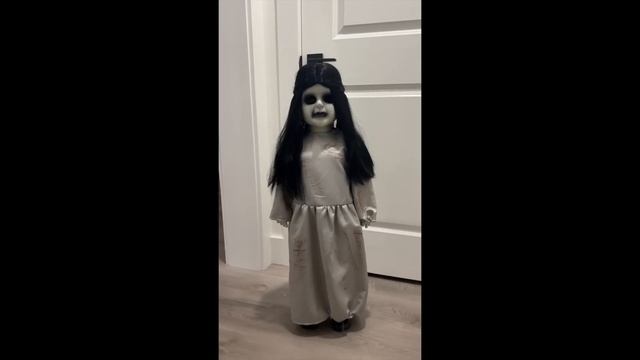 POSSESSED HOUSE PRANK ON FRIENDS *STARTED CRYING* смотреть онлайн