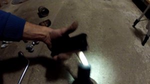 Замена пыльника без снятия пружины и демонтажа стойки.