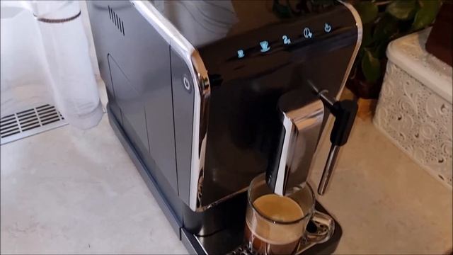 Tchibo Esperto Latte - test - czy to Becko czy Sencor? смотреть онлайн
