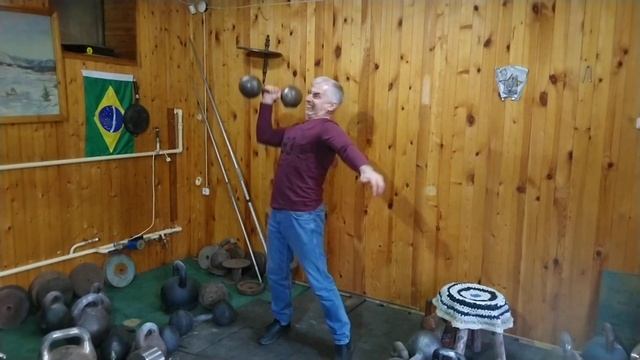 ВЕНИК!! СЕРГЕЙ МАКАРОВ ВЫПОЛНИЛ ЖИМ ПРАВОЙ РУКОЙ ШАРОВО'Й ГАНТЕЛИ 30КГ! RH 30KG GLOBE DUMBBELL PRES смотреть онлайн
