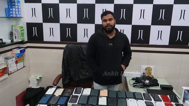 Cheapest iPhones Market | Airpods | Cheapest Mobile Market in Rohini | Ankit Hirekhan смотреть онлайн