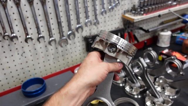 Building a Twin Turbo 427" LS3 - 1,000+ HP Rated! смотреть онлайн