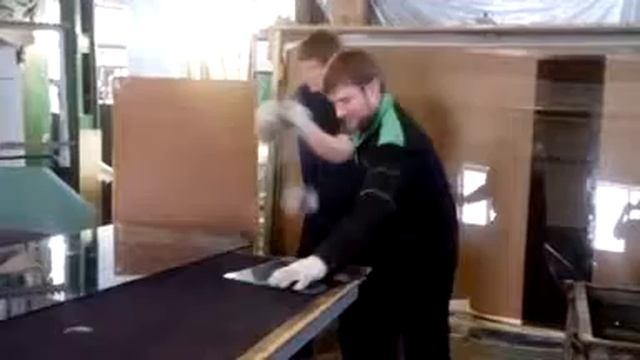 Разлом стекла1 смотреть онлайн