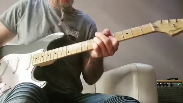 Eric Clapton Stratocaster - Badge смотреть онлайн
