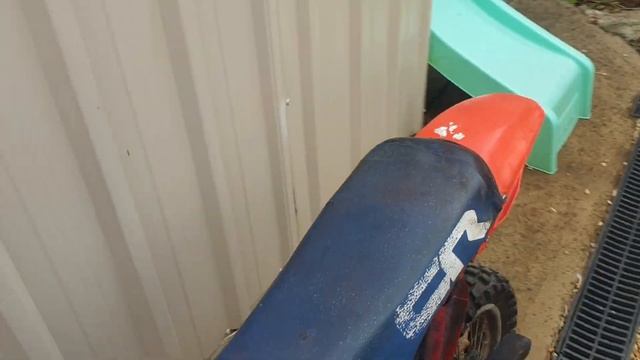 Honda 1985 CR60 after 20yrs of sitting. Barn find VMX смотреть онлайн