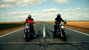 SUZUKI GSF 600 BANDIT '99 vs BANDIT '04