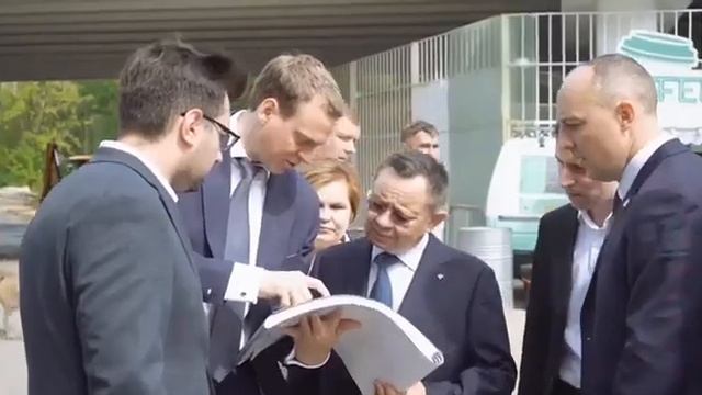 Нашу работу в Лесопарке оценили министр строительства и жилищно-коммунального хозяйства России смотреть онлайн