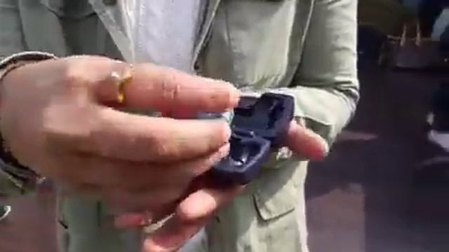 First Look: BOSE SOUNDSPORT FREE Headphones | Tech Tak смотреть онлайн