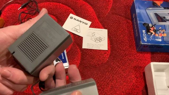 Sanyo M-G7SP Unboxing. Original Headphones & Speakers. Vintage Personal Stereo смотреть онлайн