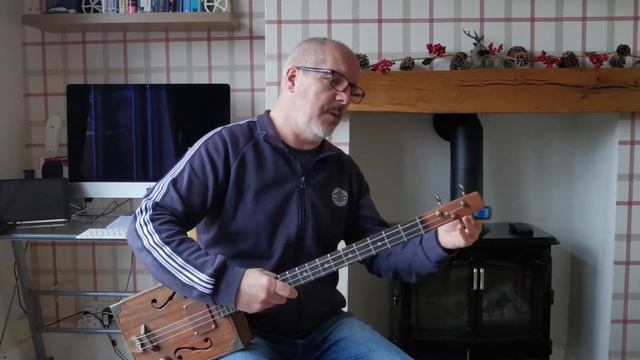 How To Tune A 3 String Cigar Box Guitar in open G - Quick & Easy! смотреть онлайн