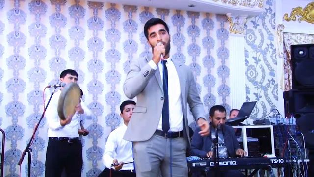 Акбаршох Ботиров, Ботир Кодировни шогирти