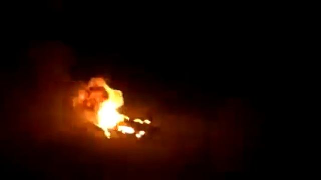 В центре Москвы горят трамвайные рельсы смотреть онлайн