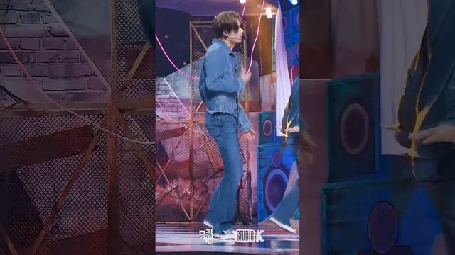 [K-Fancam] 엔하이픈 니키 직캠 'Sweet Venom'(ENHYPEN NI-KI Fancam) @뮤직뱅크(Music Bank) 231117 смотреть онлайн