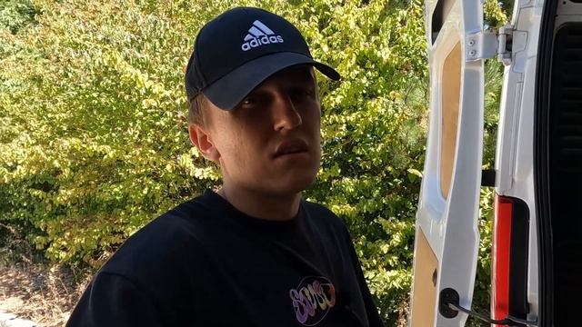 Серый Бус. Что брать в трассу. Видео для новичков. Бусом по Европе. Первый рейс. смотреть онлайн