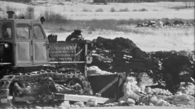 Мелиоративный отряд совхоза, 1973. смотреть онлайн