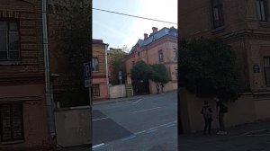 Санкт-Петербург типичный Питер СПб остров Новая Голландия Адмиралтейская центр парк сквер осень 202