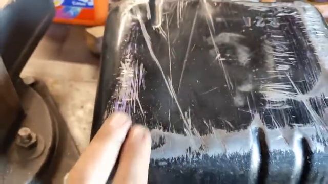 Ремонт автомобильного поддона двигателя подручными средствами