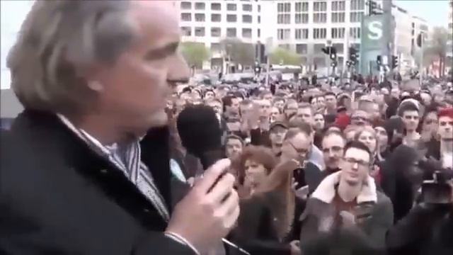 Немец Меркель приказала нашим СМИ врать !Для меня канцлера больше НЕТ ! смотреть онлайн