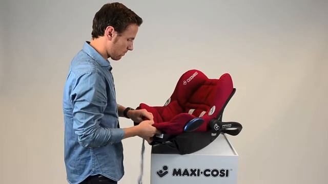 Maxi-Cosi CabrioFix I Как снять чехол смотреть онлайн