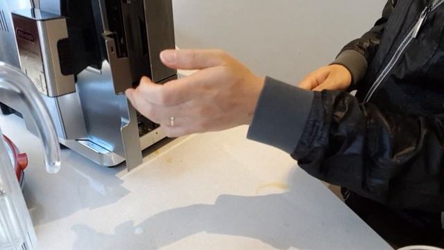 Huong Dan Dung May Cafe Delonghi Esam6900