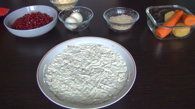 ГОТОВИМ ДОМА/ Салат "Шапка Мономаха" смотреть онлайн