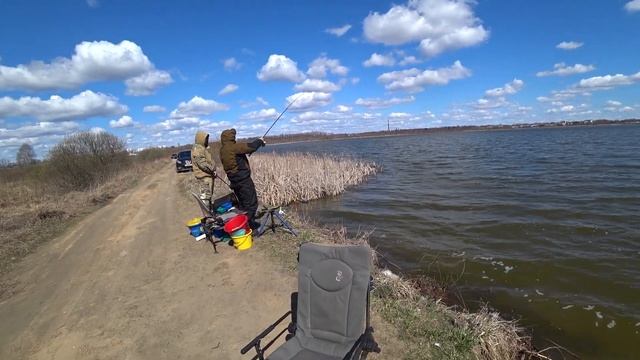 ТАКИХ КАРАСЕЙ Я ДАВНО НЕ ЛОВИЛ!!! ЛОВЛЯ КРУПНОГО КАРАСЯ НА ФИДЕР РАННЕЙ ВЕСНОЙ. РАЗВЕДКА УДАЛАСЬ))) смотреть онлайн