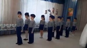 Смотр строя и песни " На знамя Победы равняем шаг". МБДОУ 76 г. Иркутск.