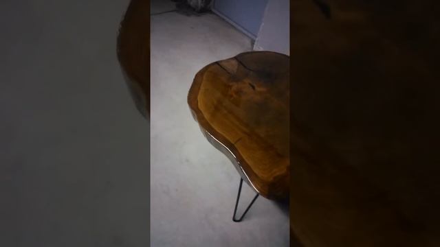 Столик из дерева смотреть онлайн