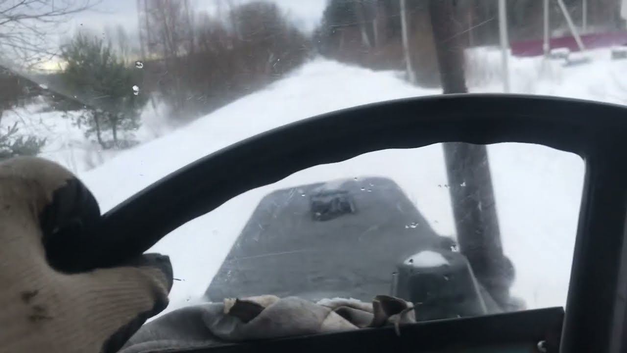 Ночной вывоз сенажа трактор МТЗ 80! смотреть онлайн