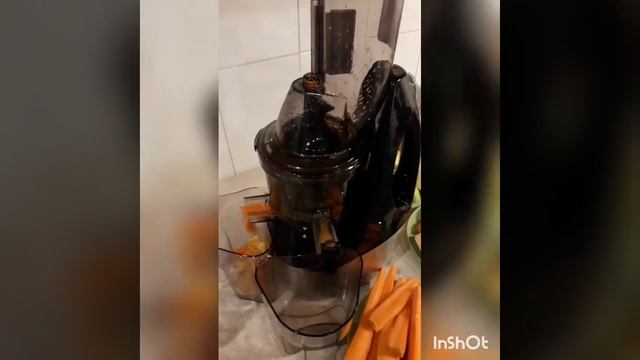 Удачная покупка! Обзор шнековой соковыжималки Kitfort KT-1104-2 смотреть онлайн