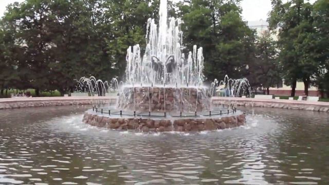 Фонтан на болотной площади. смотреть онлайн