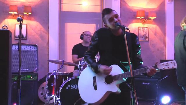 ВЛАД ДЕМЬЯН на Дне Рождения Александра Бар (Live in Romashka. 1.03.2015) смотреть онлайн