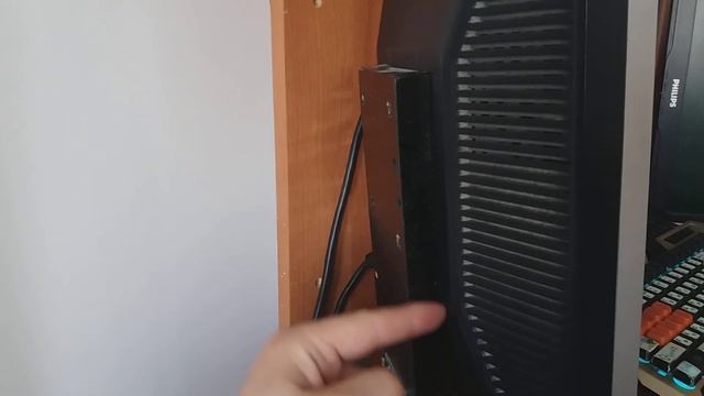 Монитор Samsung syncmaster 940nw - Заменил конденсаторы на БП смотреть онлайн