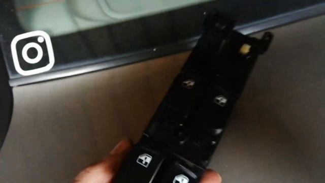 Не работает стеклоподьемник на Хендай Акцент. Устранение неисправности. смотреть онлайн