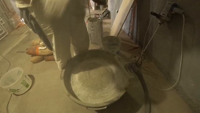 Утепление с помощью теплоизоляционной штукатурки ГРЮНДБАНД! РАБОТА С ФАСАДНЫМИ СТЕНАМИ БАЛКОНА!!! смотреть онлайн