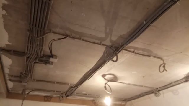 Обзор процесса ремонта в трешке, 80м2, ЖК ТРОИЦКИЙ. Электрика смотреть онлайн