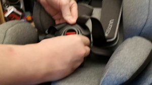 Детское автокресло OSANN «ENO360 SL» расстегивание и расстегивание 5-ти точечного ремня + подтяжка
